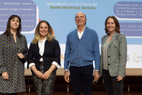 Belén Martinez Arriona, Senior Legal & Policy Officer de la Comisión Europea, interviene en las jornadas de empleabilidad «¿Y ahora qué» de UNEATLANTICO con el apoyo de FIDBAN