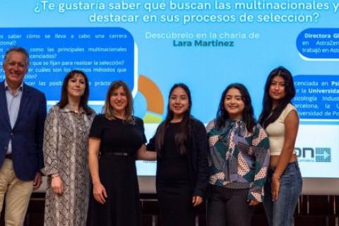 La Directora Global de Inteligencia del Talento de AstraZeneca, Lara Matínez compartió su recorrido profesional en el «¿Y ahora qué?»